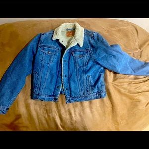 Levi’s sherpa jacket